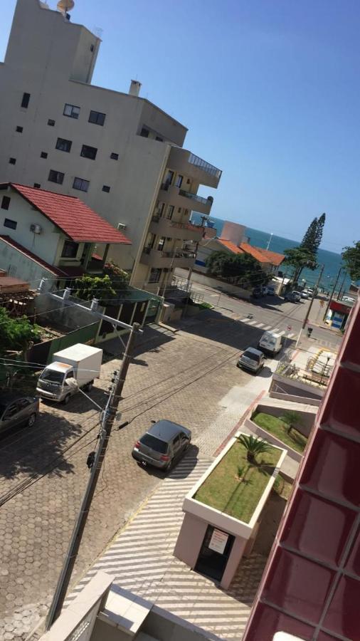 Apartamento 3 Quartos 8 Pessoas A 50 Mts Da Praia De Bombas, A 100M Da Passarela Do Ribeiro Bombinhas Esterno foto