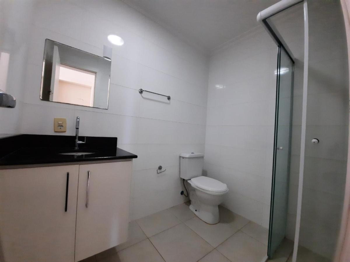 Apartamento 3 Quartos 8 Pessoas A 50 Mts Da Praia De Bombas, A 100M Da Passarela Do Ribeiro Bombinhas Esterno foto
